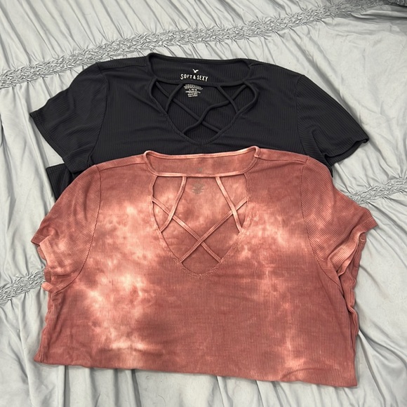 ✨SOLD✨American Eagle soft and sexy ribbed tee bundle - Picture 1 of 8
